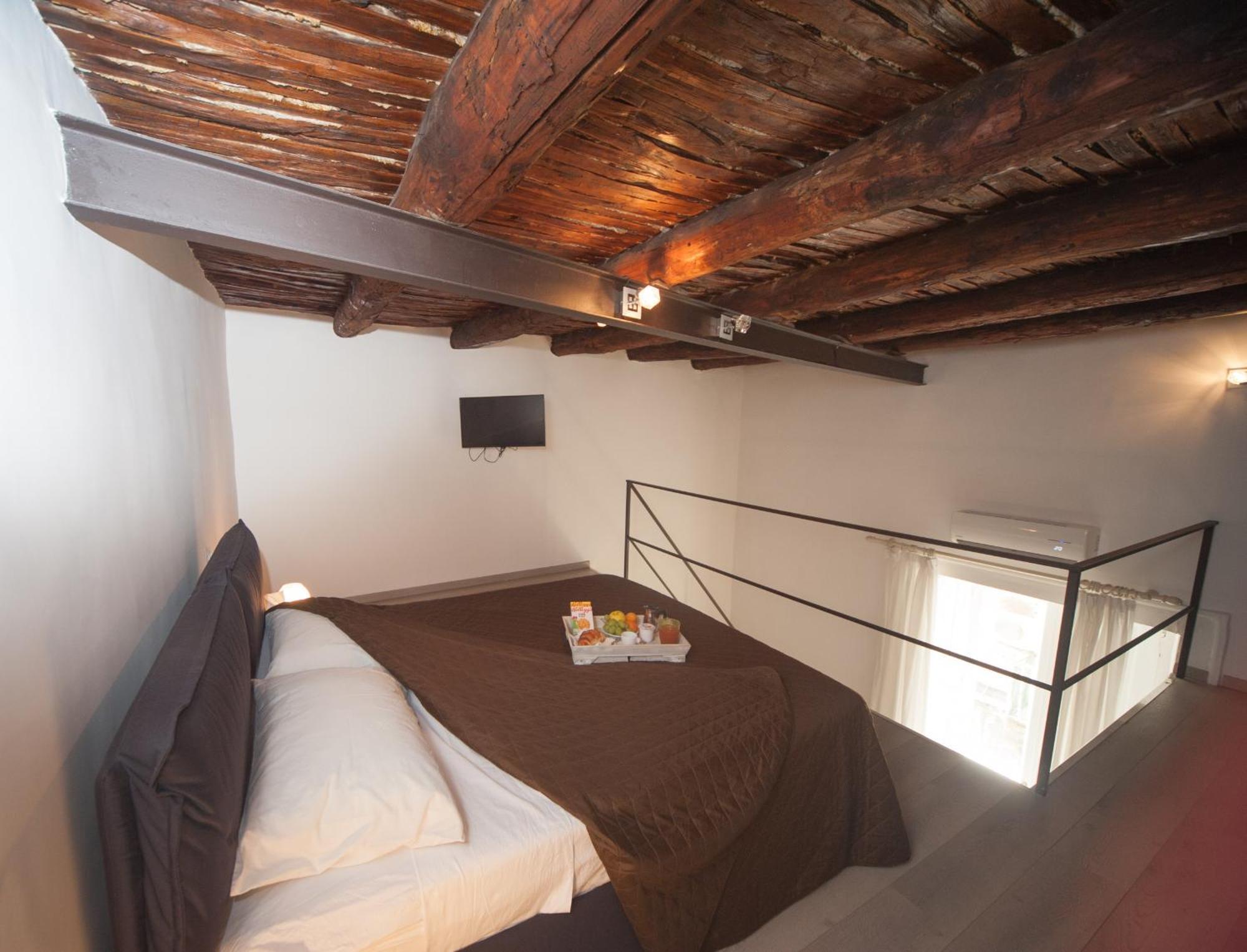 Home Salvator Rosa 78 Naples Exterior photo
